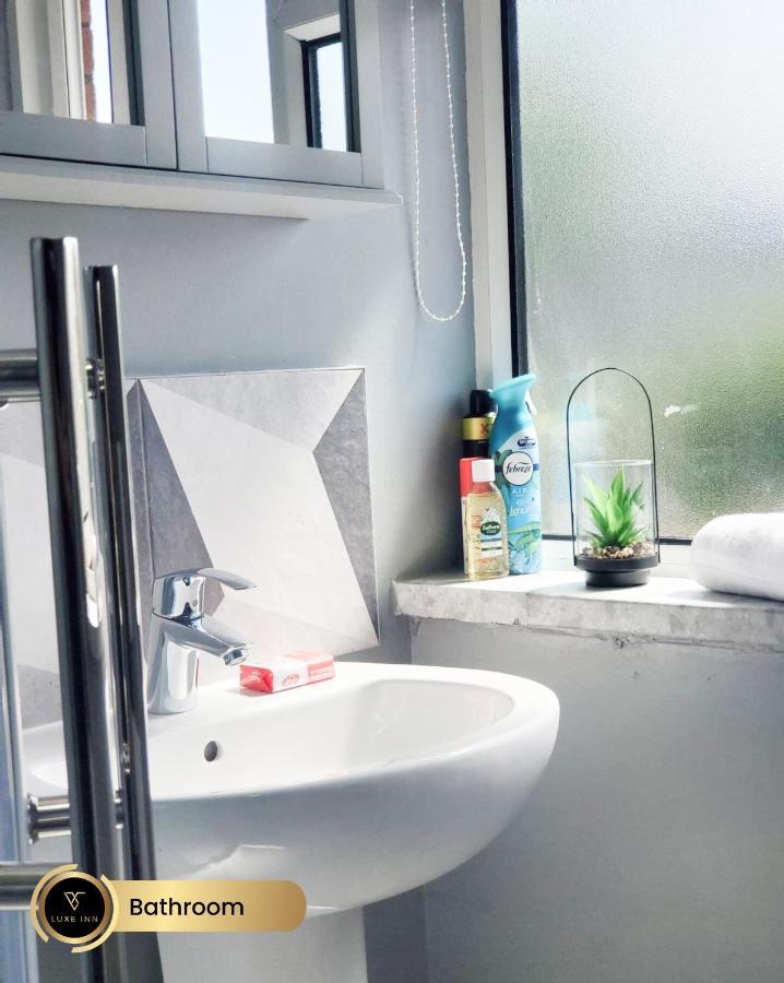 Nr Birmingham City Centre, 5 Bed, Luxe Inn Zewnętrze zdjęcie